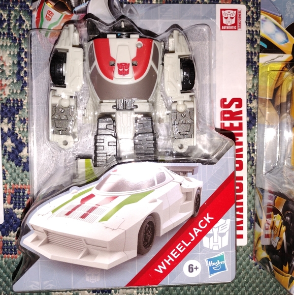 Transformers collectables new never opened - Picture 4 of 12